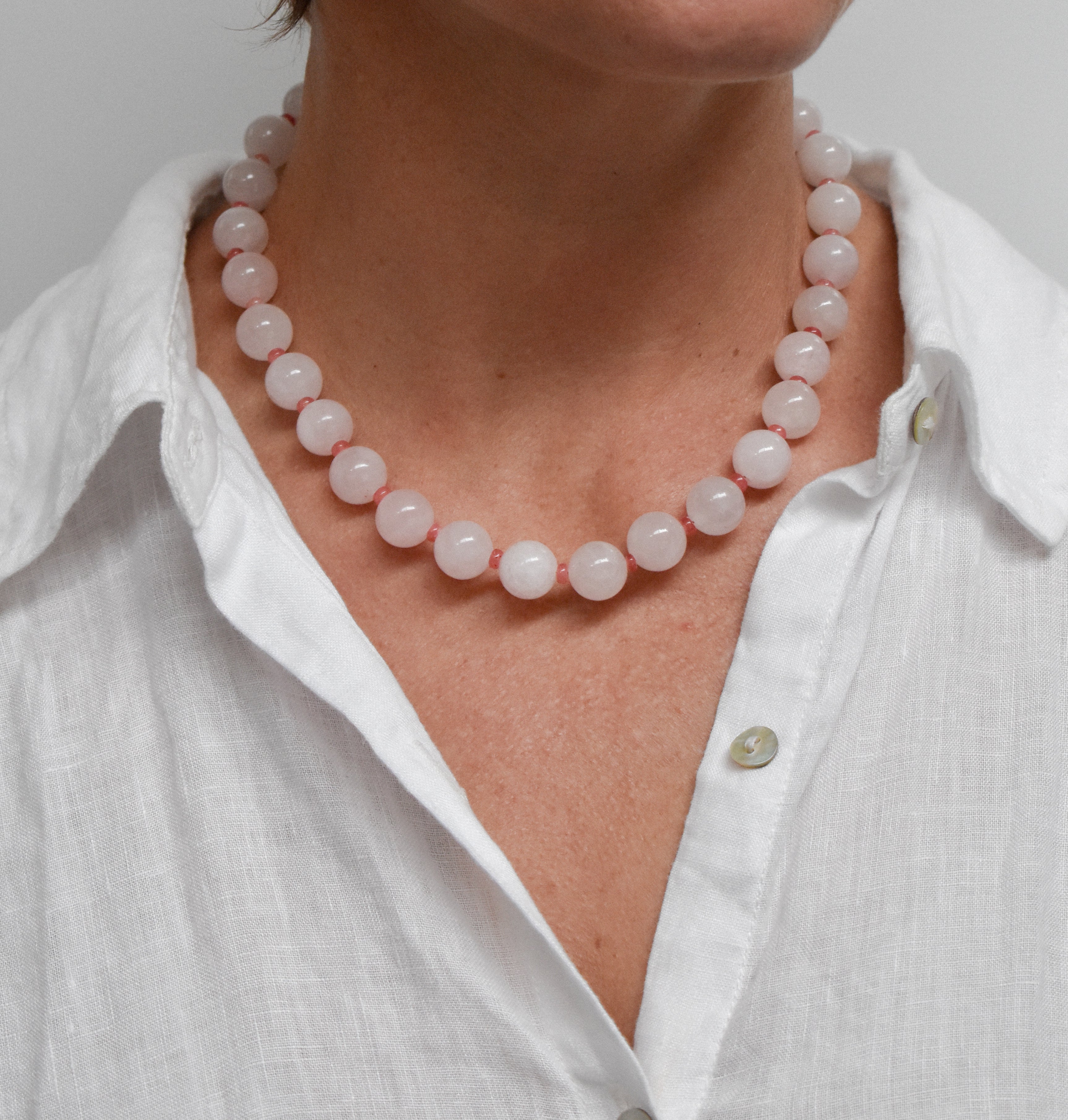 ROSE NECKLACE