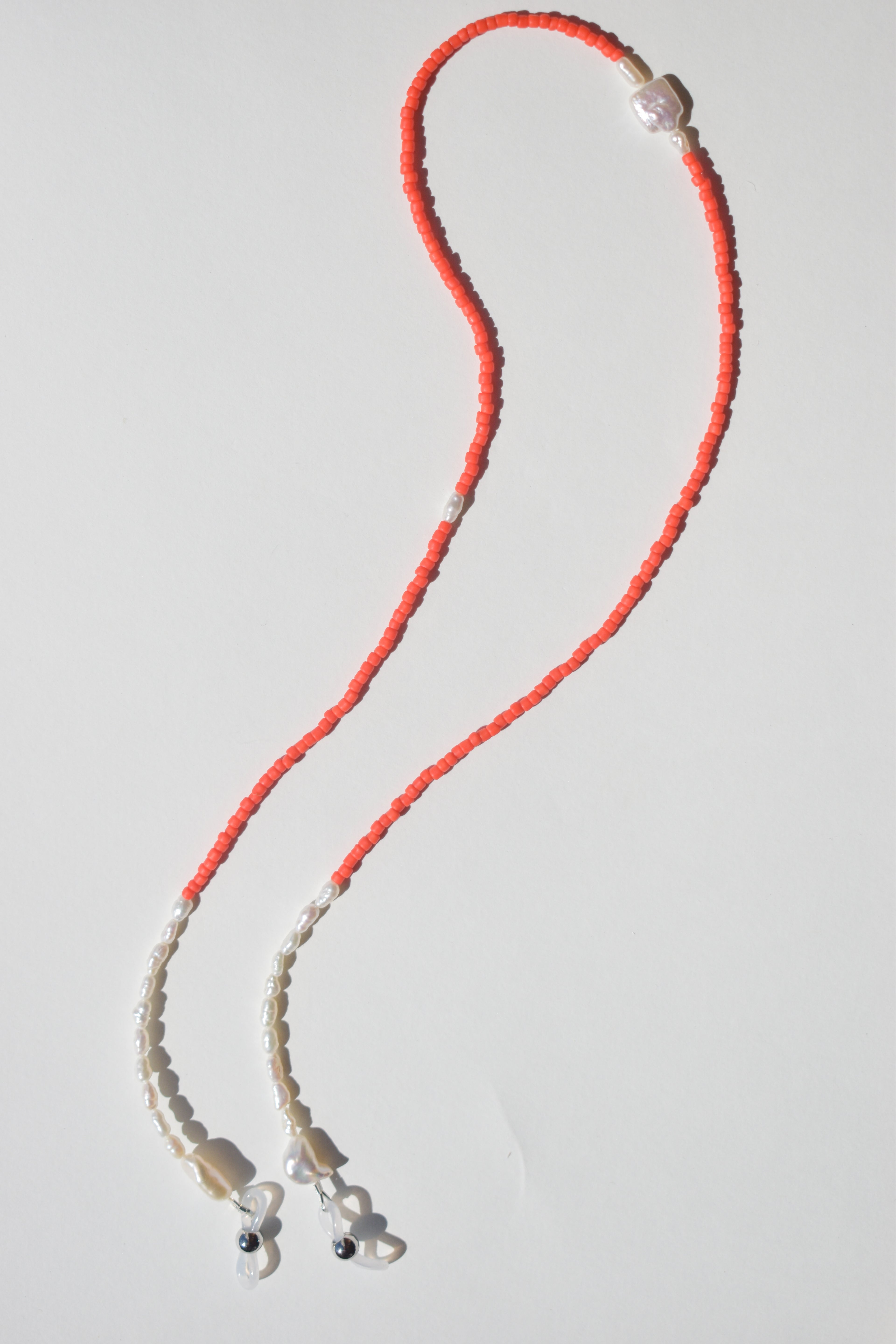 01. FINDERS KEEPERS SUNGLASS CHAIN